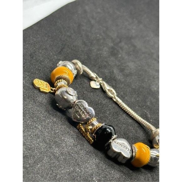 Stunning Bradford exchange charmed Fashionable Fan Steelers Bracelet RETAILS $15 - Picture 12 of 13